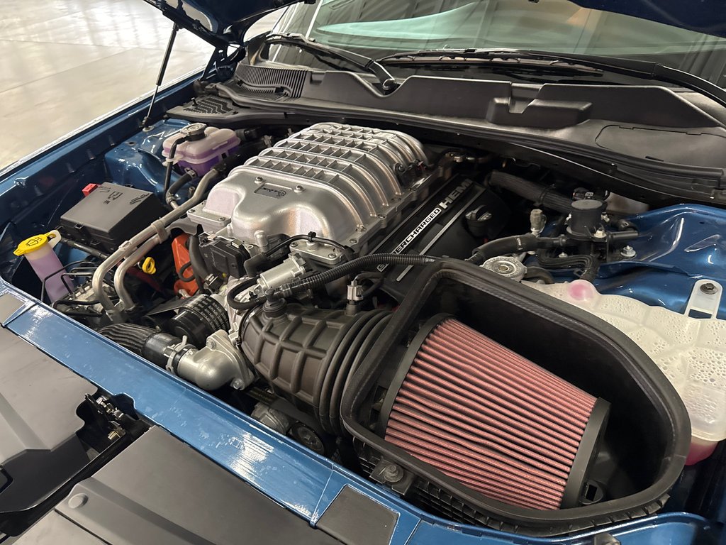 Dodge Challenger SRT Hellcat 2022 à Saint-Jean-Sur-Richelieu, Québec - 16 - w1024h768px