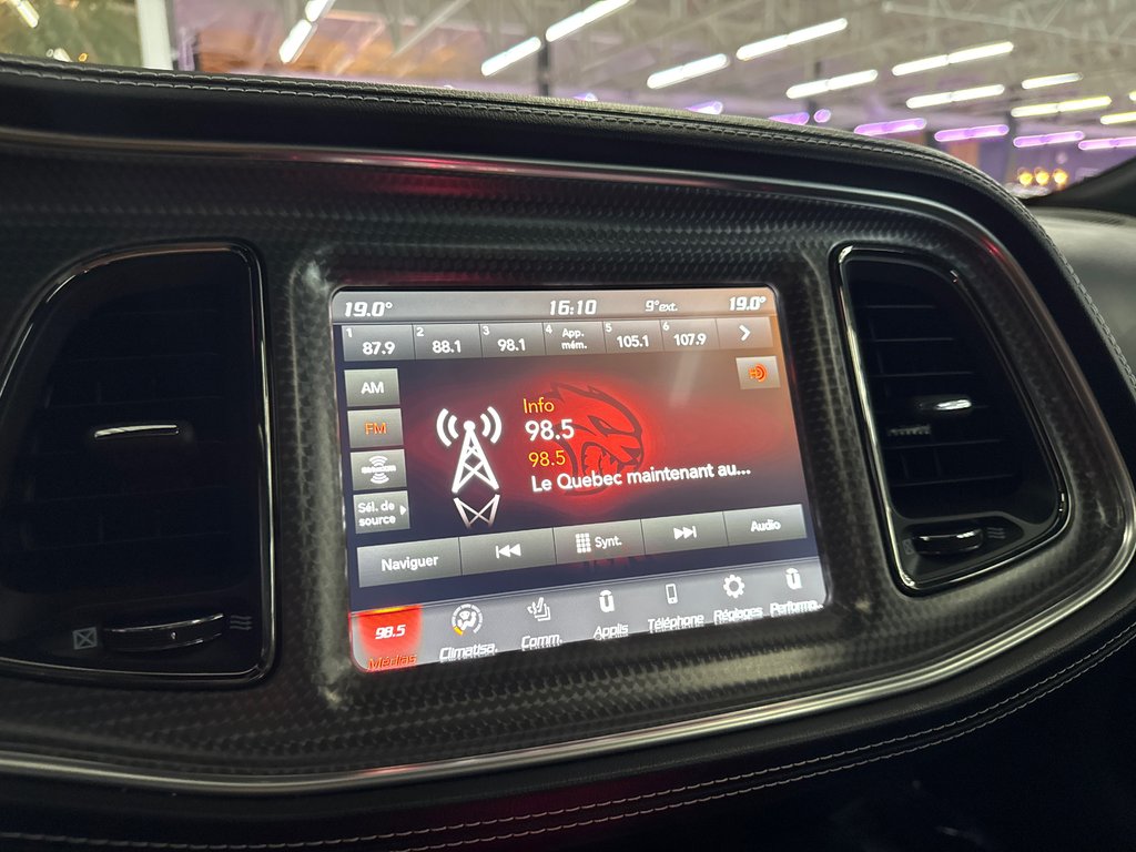 Dodge Challenger SRT Hellcat 2022 à Saint-Jean-Sur-Richelieu, Québec - 21 - w1024h768px