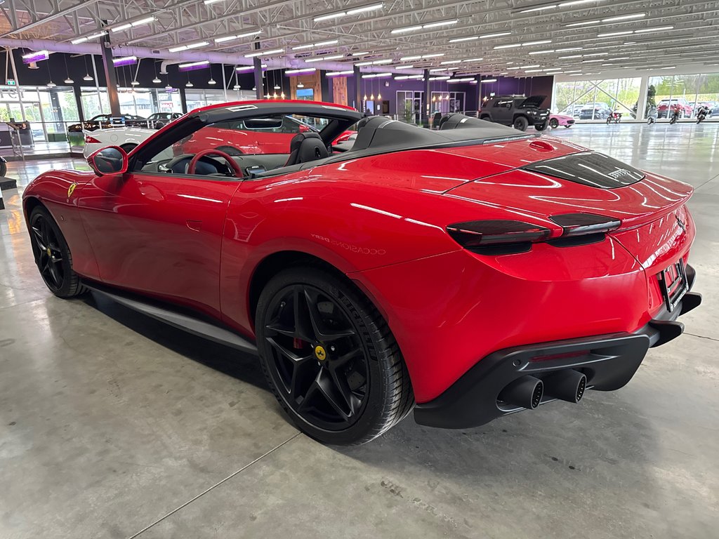 Ferrari Roma Spider  2024 à Saint-Jean-Sur-Richelieu, Québec - 8 - w1024h768px