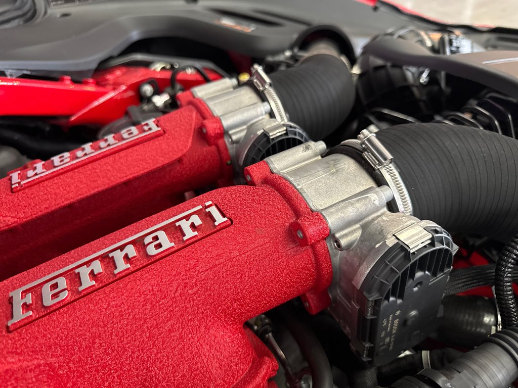 Ferrari Roma Spider  2024 à Saint-Jean-Sur-Richelieu, Québec - 26 - w1024h768px