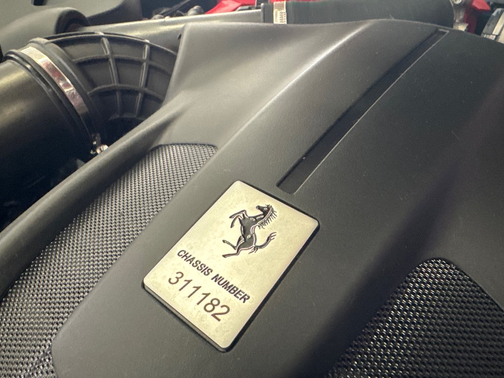 Ferrari Roma Spider  2024 à Saint-Jean-Sur-Richelieu, Québec - 25 - w1024h768px