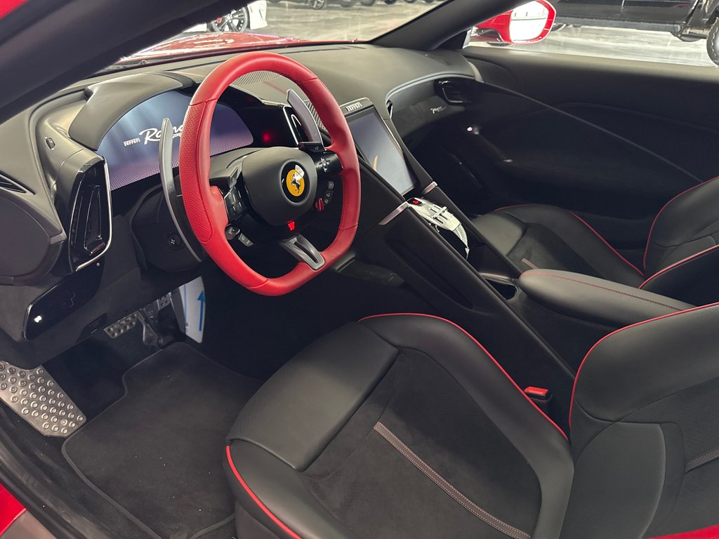Ferrari Roma Spider  2024 à Saint-Jean-Sur-Richelieu, Québec - 8 - w1024h768px
