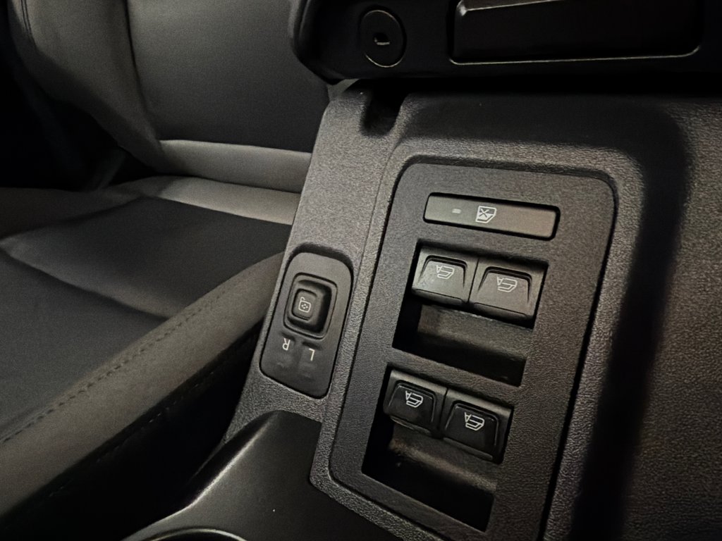 2022 Ford Bronco BLACK DIAMOND in Saint-Jean-Sur-Richelieu, Quebec - 16 - w1024h768px