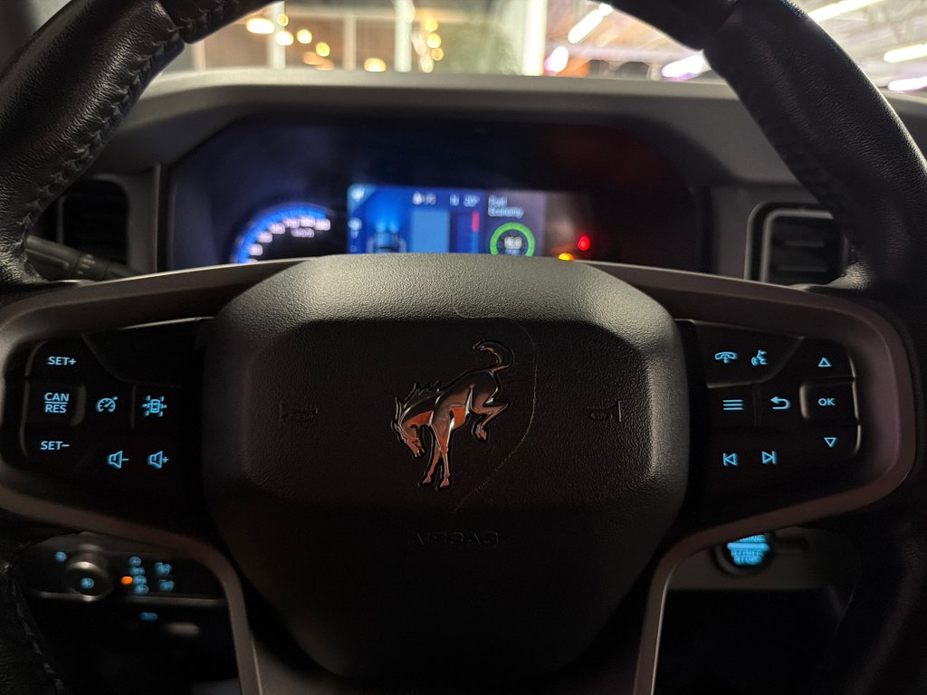 2022 Ford Bronco BLACK DIAMOND in Saint-Jean-Sur-Richelieu, Quebec - 18 - w1024h768px