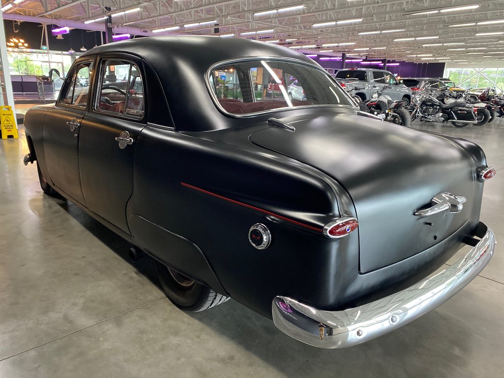 Ford Custom ShoeBox 1949 à Saint-Jean-Sur-Richelieu, Québec - 9 - w1024h768px