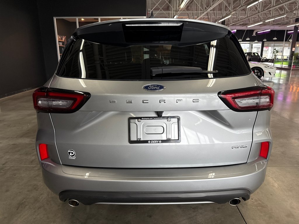Ford Escape ST-Line 2023 à Saint-Jean-Sur-Richelieu, Québec - 9 - w1024h768px