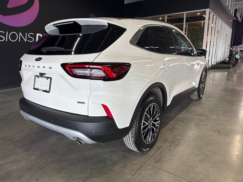 2025 Ford Escape PHEV in Saint-Jean-Sur-Richelieu, Quebec - 4 - w1024h768px