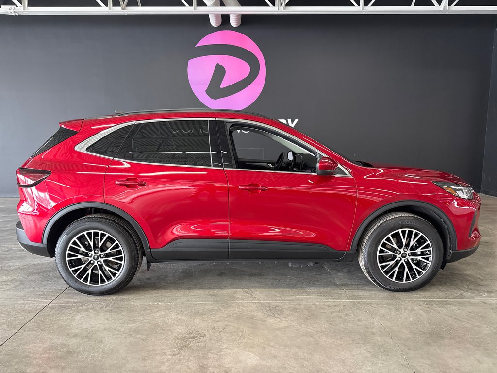 2025 Ford Escape PHEV in Saint-Jean-Sur-Richelieu, Quebec - 1 - w1024h768px