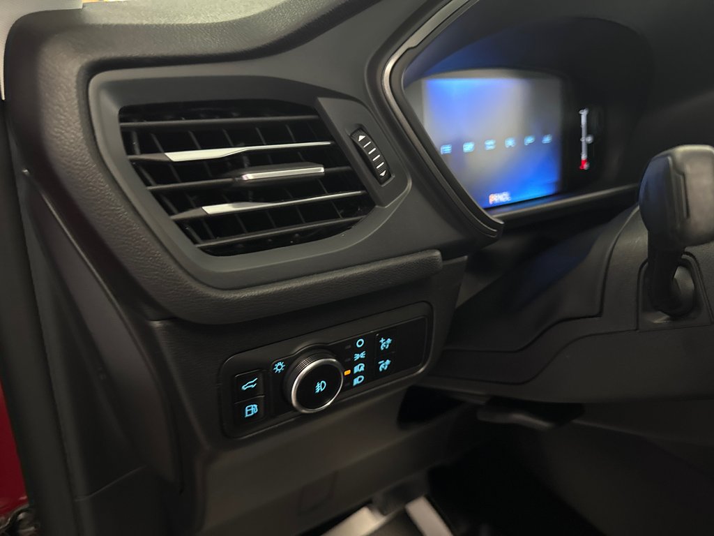 2025 Ford Escape PHEV in Saint-Jean-Sur-Richelieu, Quebec - 15 - w1024h768px