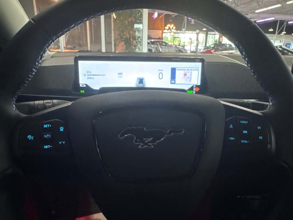 2025 Ford Mustang Mach-E Premium LONG RANGE in Saint-Jean-Sur-Richelieu, Quebec - 19 - w1024h768px