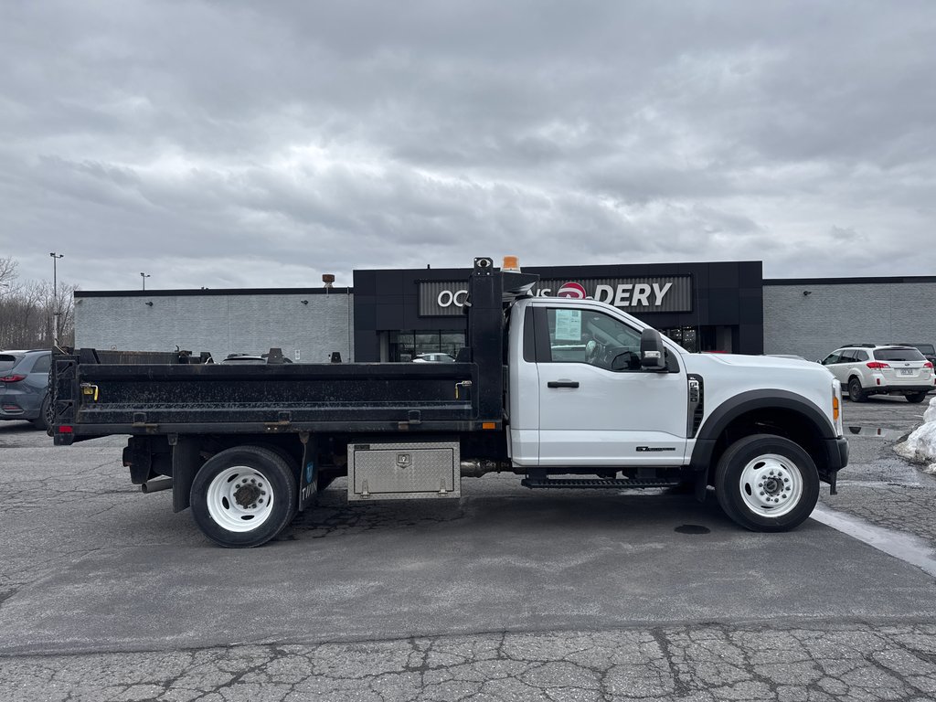 Ford Super Duty F-550 DRW BENNE 2023 à Saint-Jean-Sur-Richelieu, Québec - 1 - w1024h768px