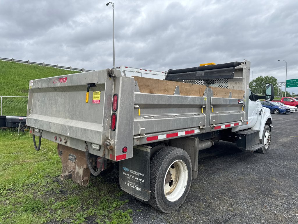 2022 Ford Super Duty F-650 Straight Frame Gas BENNE in Saint-Jean-Sur-Richelieu, Quebec - 7 - w1024h768px