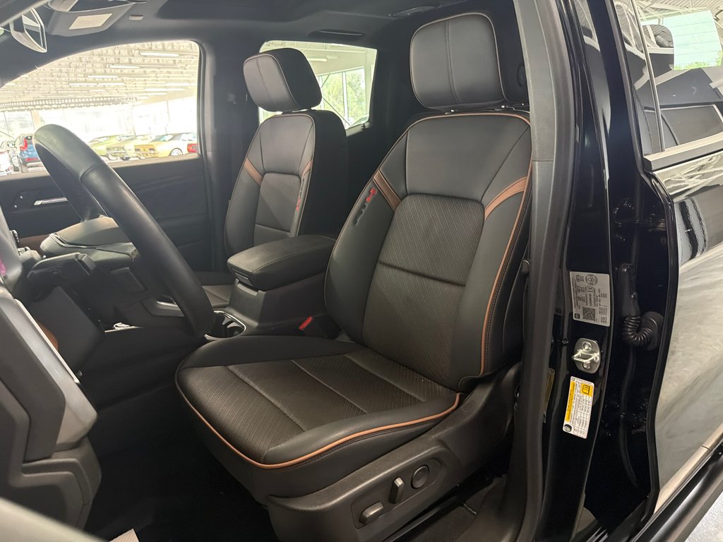 2025 GMC Canyon AT4 in Saint-Jean-Sur-Richelieu, Quebec - 10 - w1024h768px