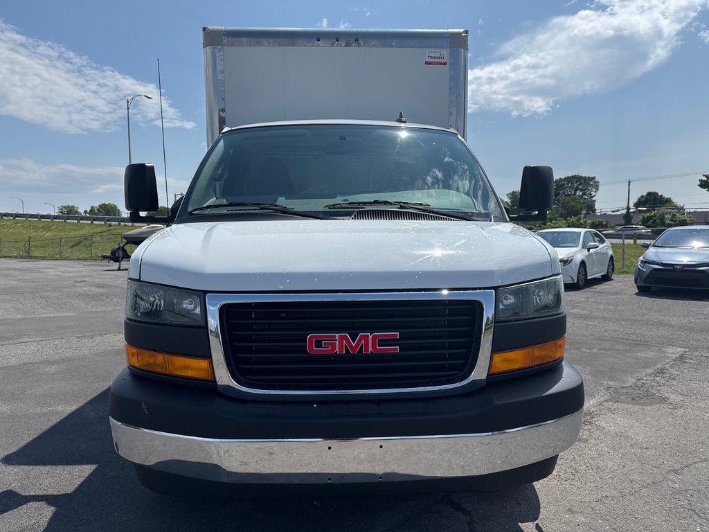 GMC Savana Commercial Cutaway  2023 à Saint-Jean-Sur-Richelieu, Québec - 3 - w1024h768px