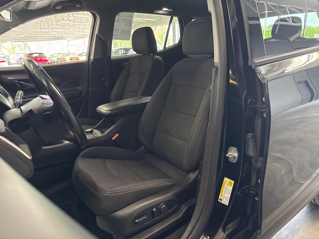 2020 GMC Terrain SLE in Saint-Jean-Sur-Richelieu, Quebec - 9 - w1024h768px