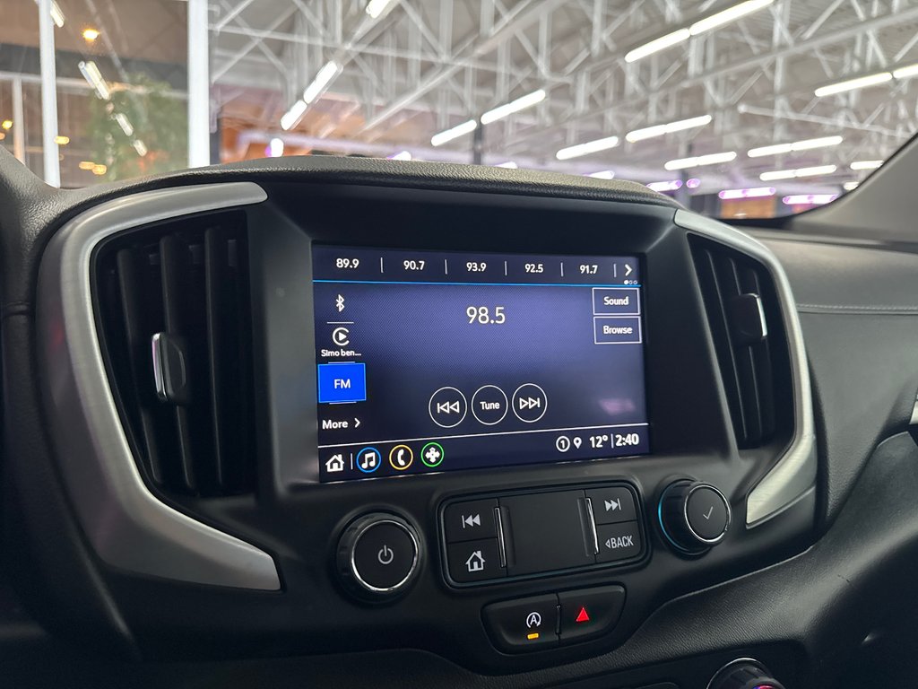 2024 GMC Terrain SLT in Saint-Jean-Sur-Richelieu, Quebec - 16 - w1024h768px