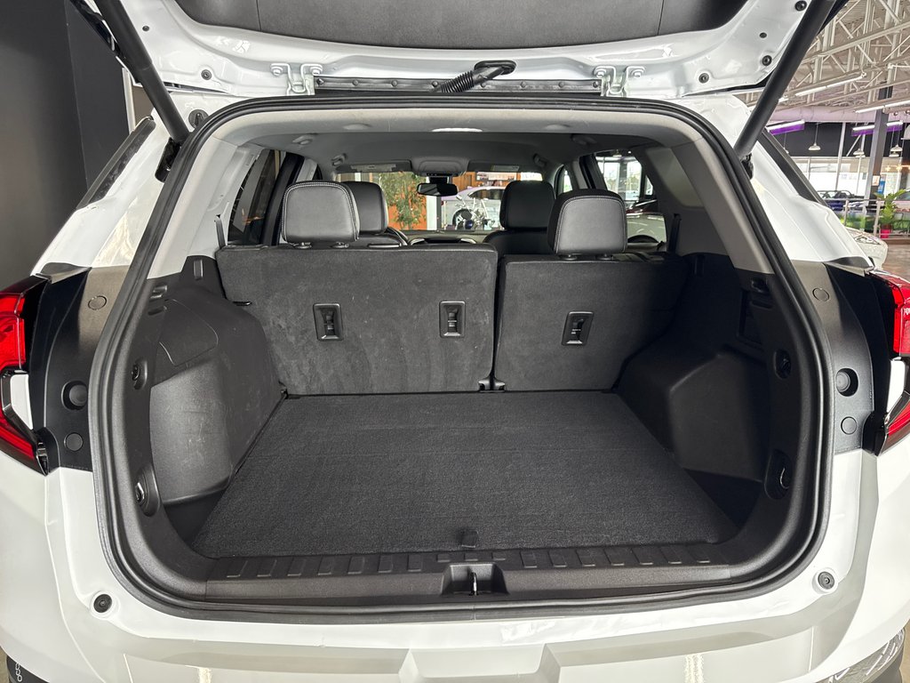 2024 GMC Terrain SLT in Saint-Jean-Sur-Richelieu, Quebec - 7 - w1024h768px