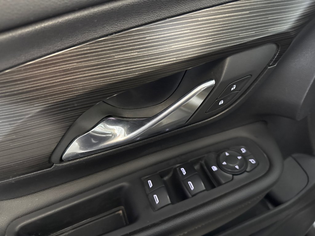 GMC Terrain SLE 2024 à Saint-Jean-Sur-Richelieu, Québec - 13 - w1024h768px