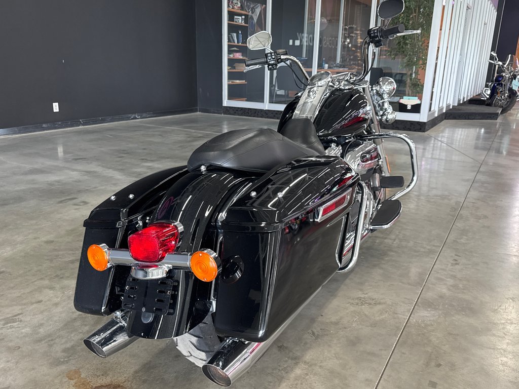 HARLEY DAVIDSON FLHR ROAD KING 2019 à Saint-Jean-Sur-Richelieu, Québec - 13 - w1024h768px
