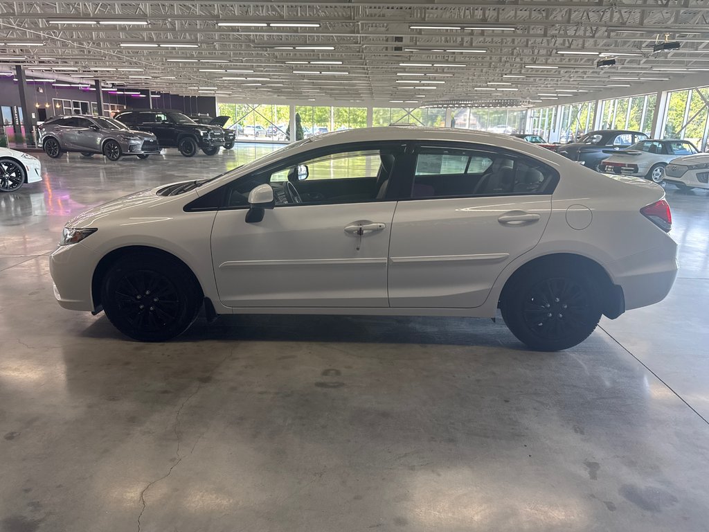 Honda Civic Sdn LX 2013 à Saint-Jean-Sur-Richelieu, Québec - 7 - w1024h768px