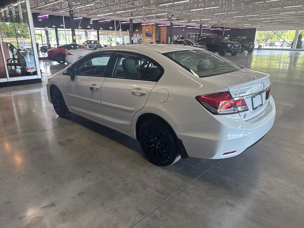Honda Civic Sdn LX 2013 à Saint-Jean-Sur-Richelieu, Québec - 8 - w1024h768px