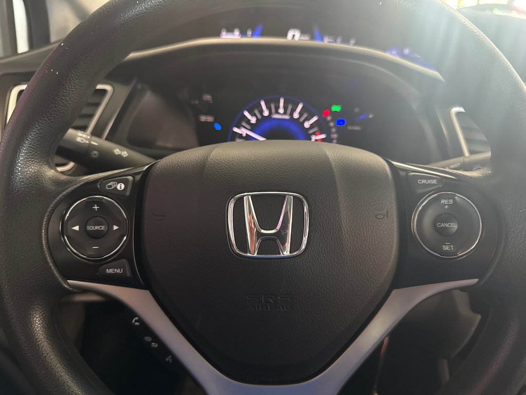 Honda Civic Sdn LX 2013 à Saint-Jean-Sur-Richelieu, Québec - 20 - w1024h768px