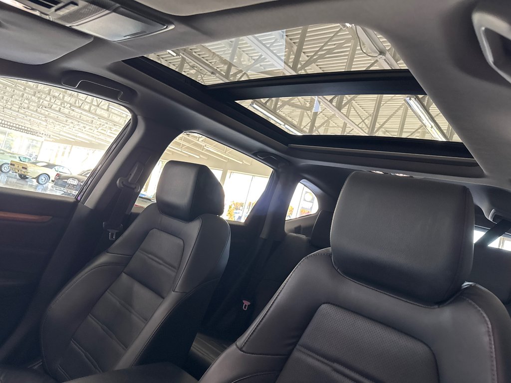 2019 Honda CR-V Touring in Saint-Jean-Sur-Richelieu, Quebec - 14 - w1024h768px