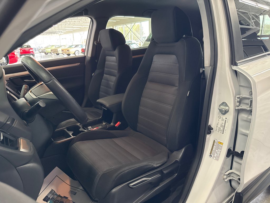 2022 Honda CR-V LX in Saint-Jean-Sur-Richelieu, Quebec - 9 - w1024h768px