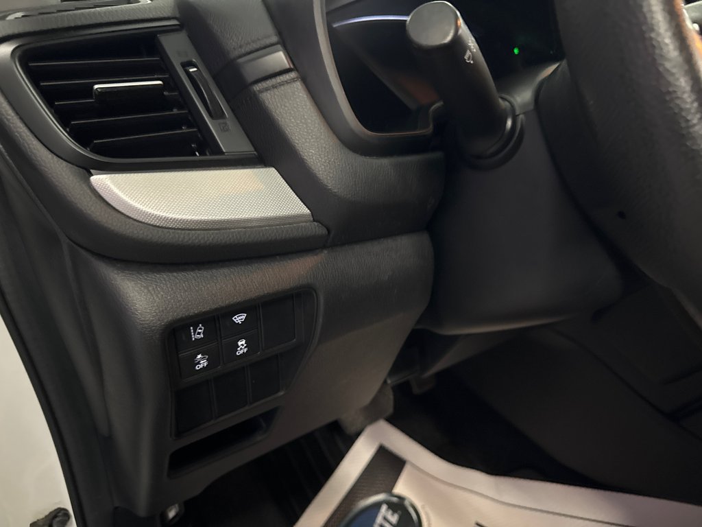 2022 Honda CR-V LX in Saint-Jean-Sur-Richelieu, Quebec - 13 - w1024h768px