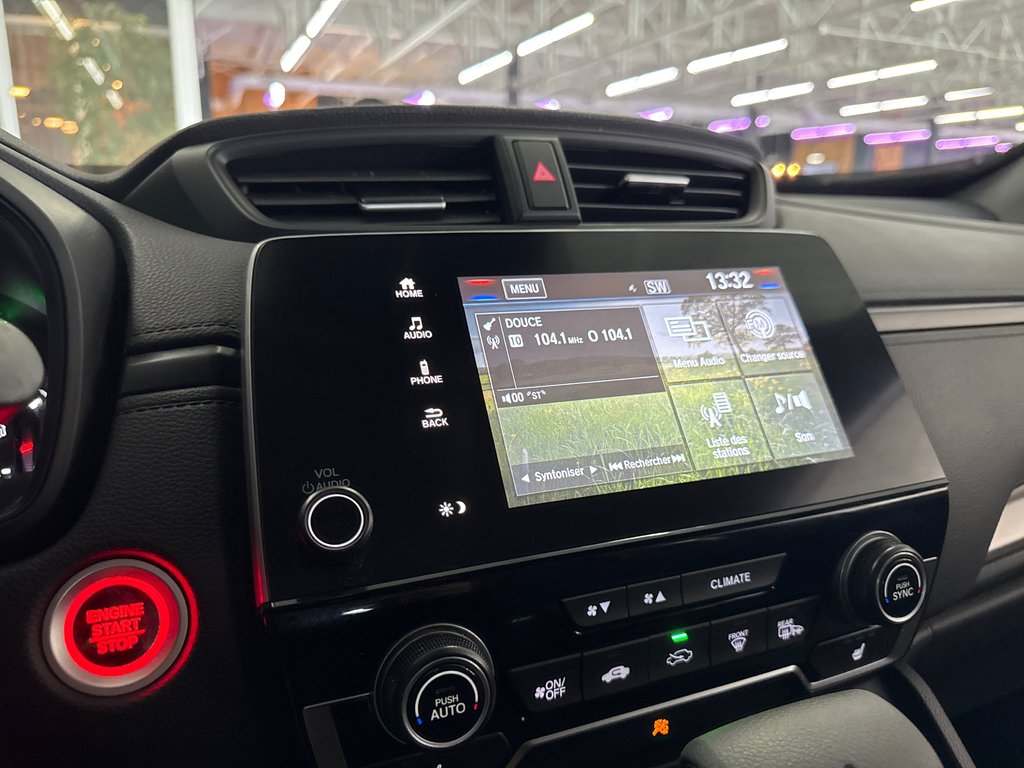 2022 Honda CR-V LX in Saint-Jean-Sur-Richelieu, Quebec - 18 - w1024h768px