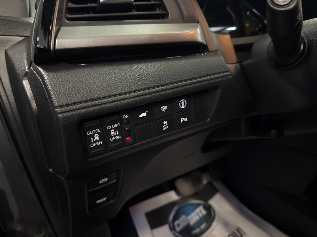 2022 Honda Odyssey EX-L in Saint-Jean-Sur-Richelieu, Quebec - 14 - w1024h768px
