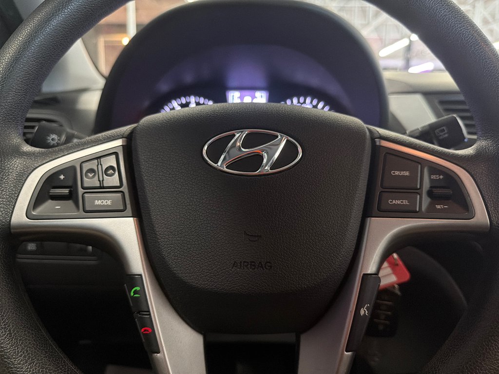 2016 Hyundai Accent GL in Saint-Jean-Sur-Richelieu, Quebec - 13 - w1024h768px