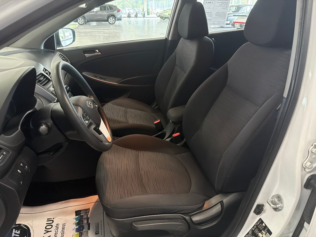 2016 Hyundai Accent GL in Saint-Jean-Sur-Richelieu, Quebec - 8 - w1024h768px
