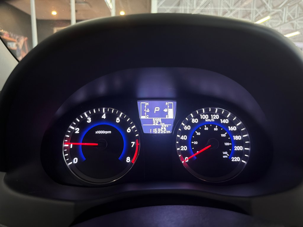 2016 Hyundai Accent GL in Saint-Jean-Sur-Richelieu, Quebec - 14 - w1024h768px