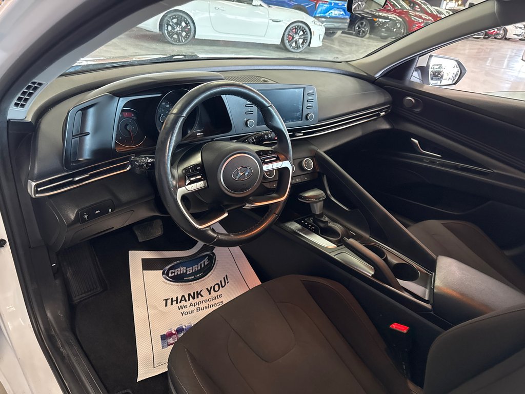 2022 Hyundai Elantra Preferred in Saint-Jean-Sur-Richelieu, Quebec - 9 - w1024h768px