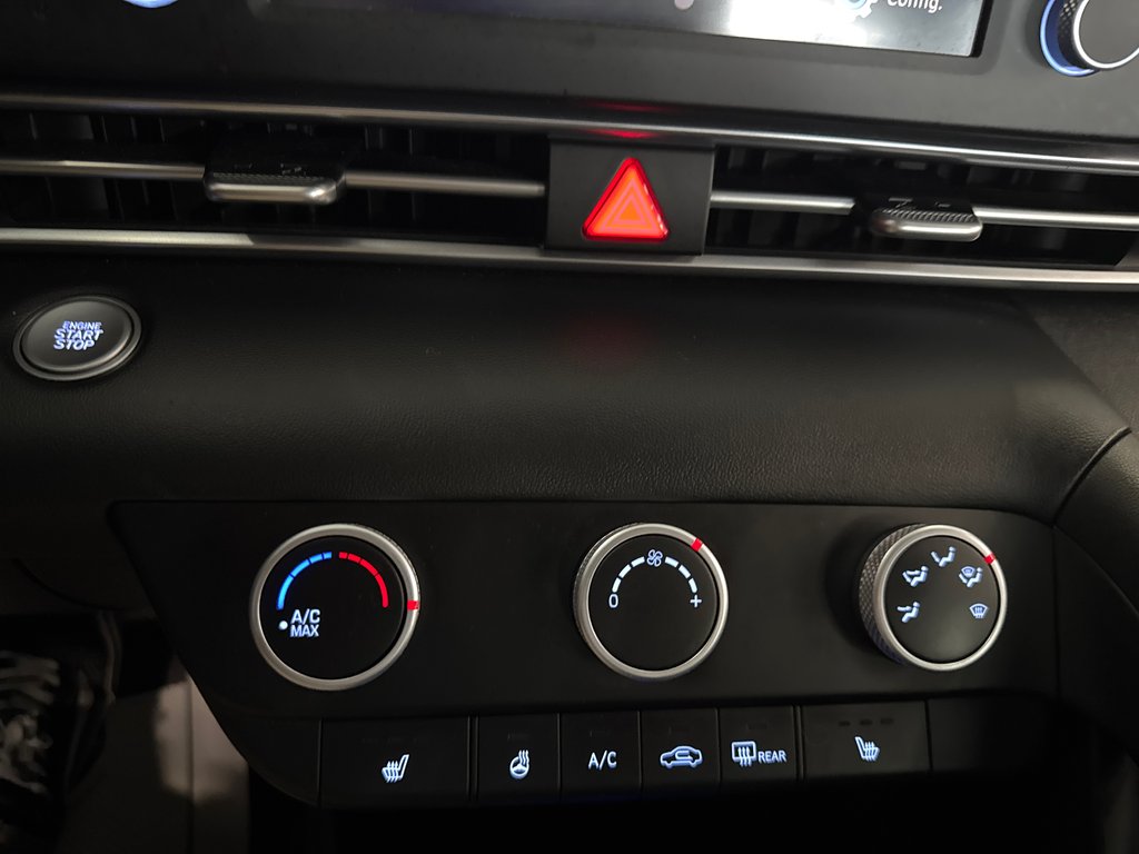 2023 Hyundai Elantra Preferred in Saint-Jean-Sur-Richelieu, Quebec - 17 - w1024h768px