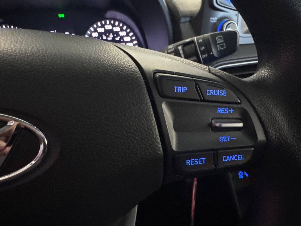 Hyundai Kona Essential 2021 à Saint-Jean-Sur-Richelieu, Québec - 25 - w1024h768px