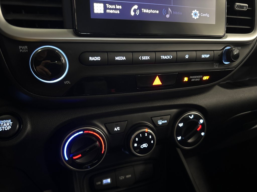 2022 Hyundai Venue Preferred in Saint-Jean-Sur-Richelieu, Quebec - 17 - w1024h768px