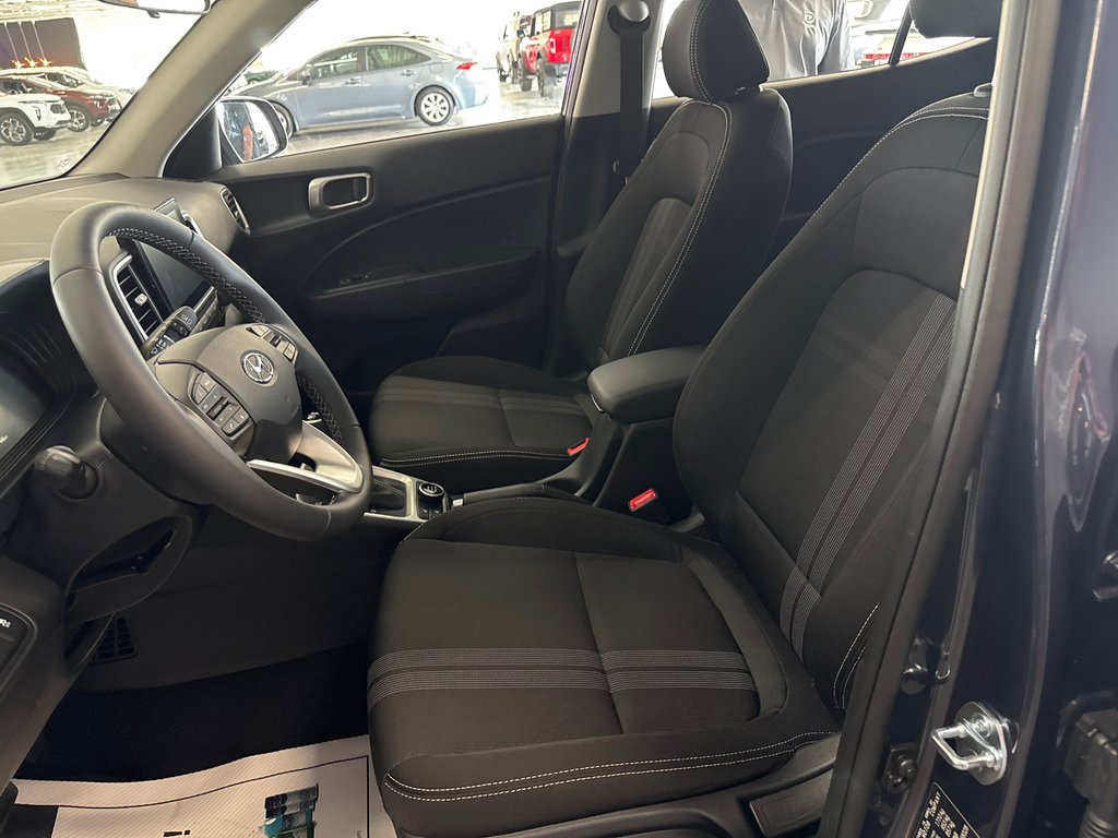 Hyundai Venue Preferred 2026 à Saint-Jean-Sur-Richelieu, Québec - 9 - w1024h768px
