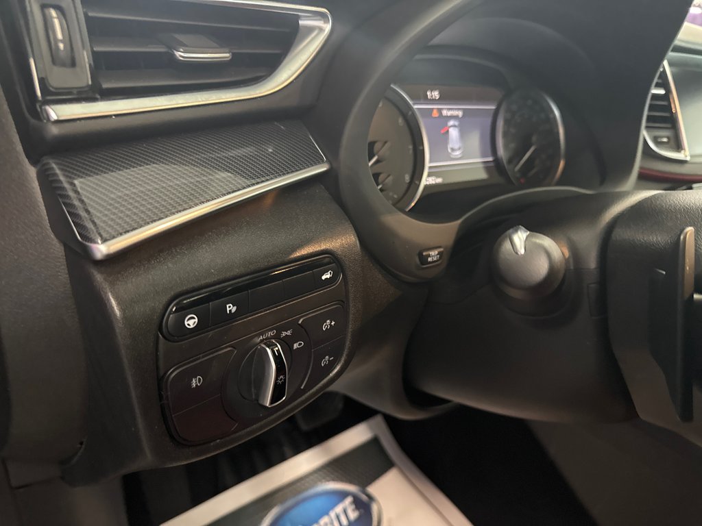 2024 Infiniti QX50 SPORT in Saint-Jean-Sur-Richelieu, Quebec - 12 - w1024h768px