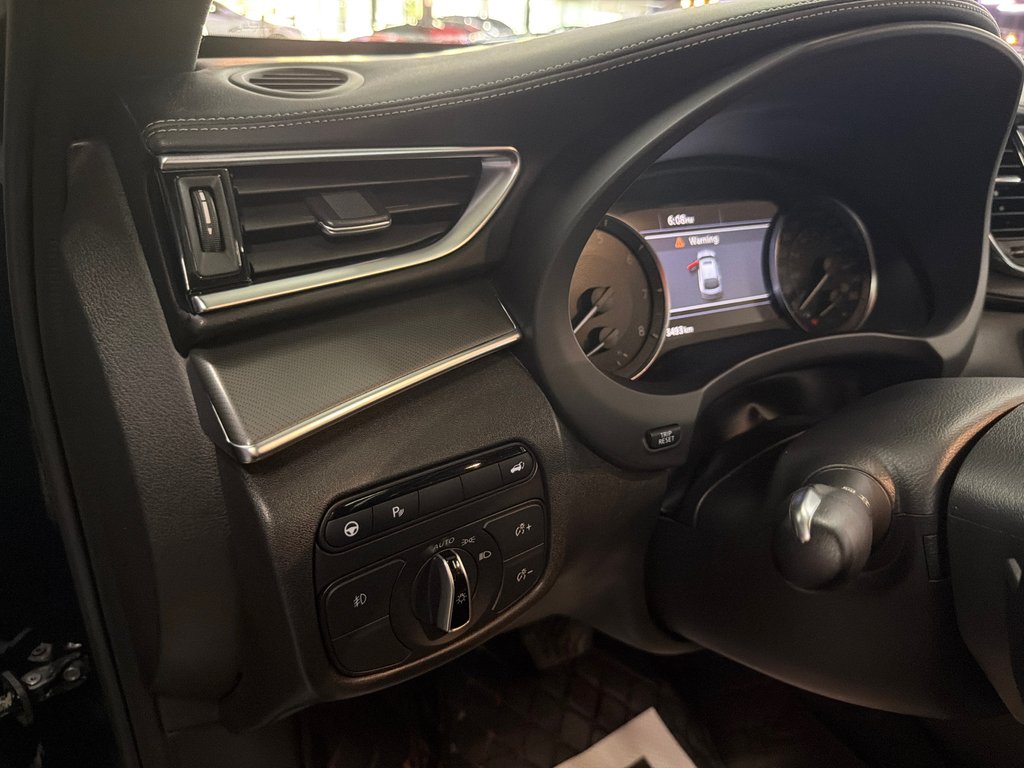 2024 Infiniti QX55 LUXE in Saint-Jean-Sur-Richelieu, Quebec - 15 - w1024h768px