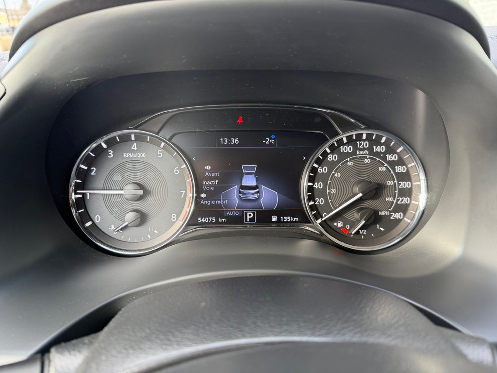 2022 Infiniti QX80 in Saint-Jean-Sur-Richelieu, Quebec - 17 - w1024h768px