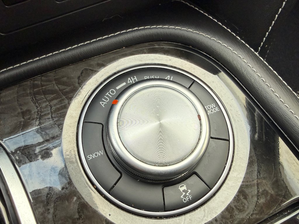 2022 Infiniti QX80 in Saint-Jean-Sur-Richelieu, Quebec - 22 - w1024h768px