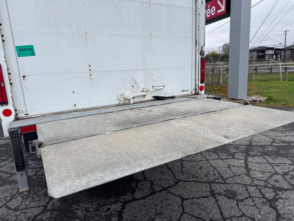 2024 Isuzu NPR HD V8 in Saint-Jean-Sur-Richelieu, Quebec - 20 - w1024h768px