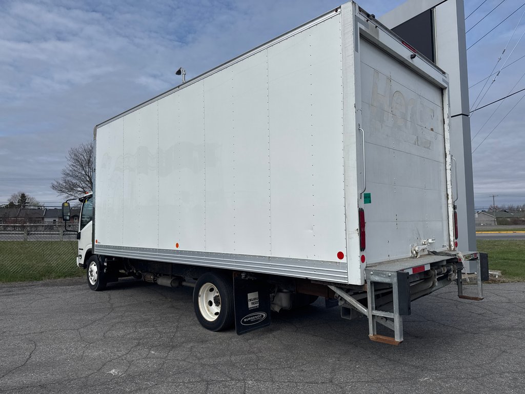 2024 Isuzu NPR HD V8 in Saint-Jean-Sur-Richelieu, Quebec - 4 - w1024h768px