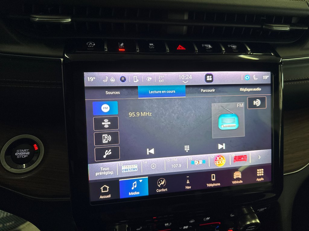 2023 Jeep Grand Cherokee SUMMITRESERVE in Saint-Jean-Sur-Richelieu, Quebec - 22 - w1024h768px