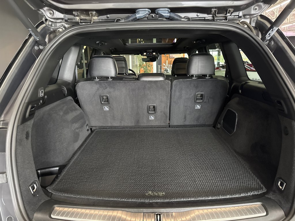 2023 Jeep Grand Cherokee SUMMITRESERVE in Saint-Jean-Sur-Richelieu, Quebec - 10 - w1024h768px