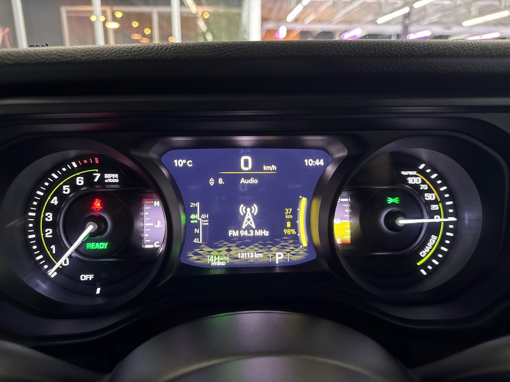 2024 Jeep WRANGLER UNLIMITED 4XE Willys in Saint-Jean-Sur-Richelieu, Quebec - 16 - w1024h768px