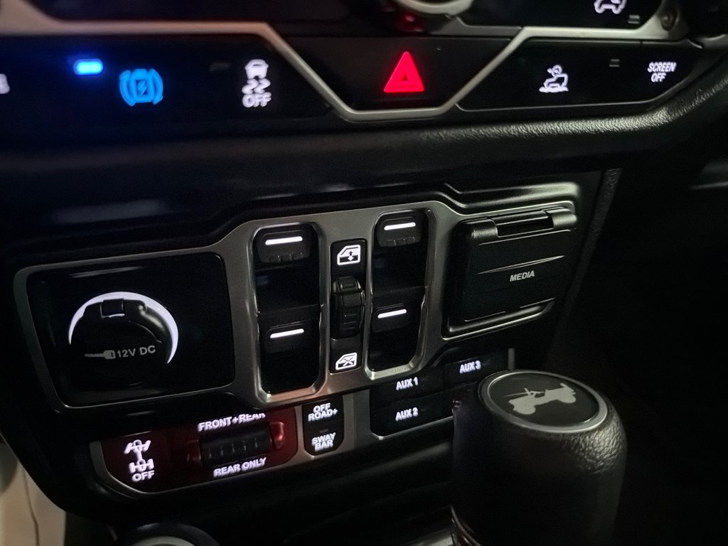 2024 Jeep Wrangler 4xe Rubicon in Saint-Jean-Sur-Richelieu, Quebec - 19 - w1024h768px
