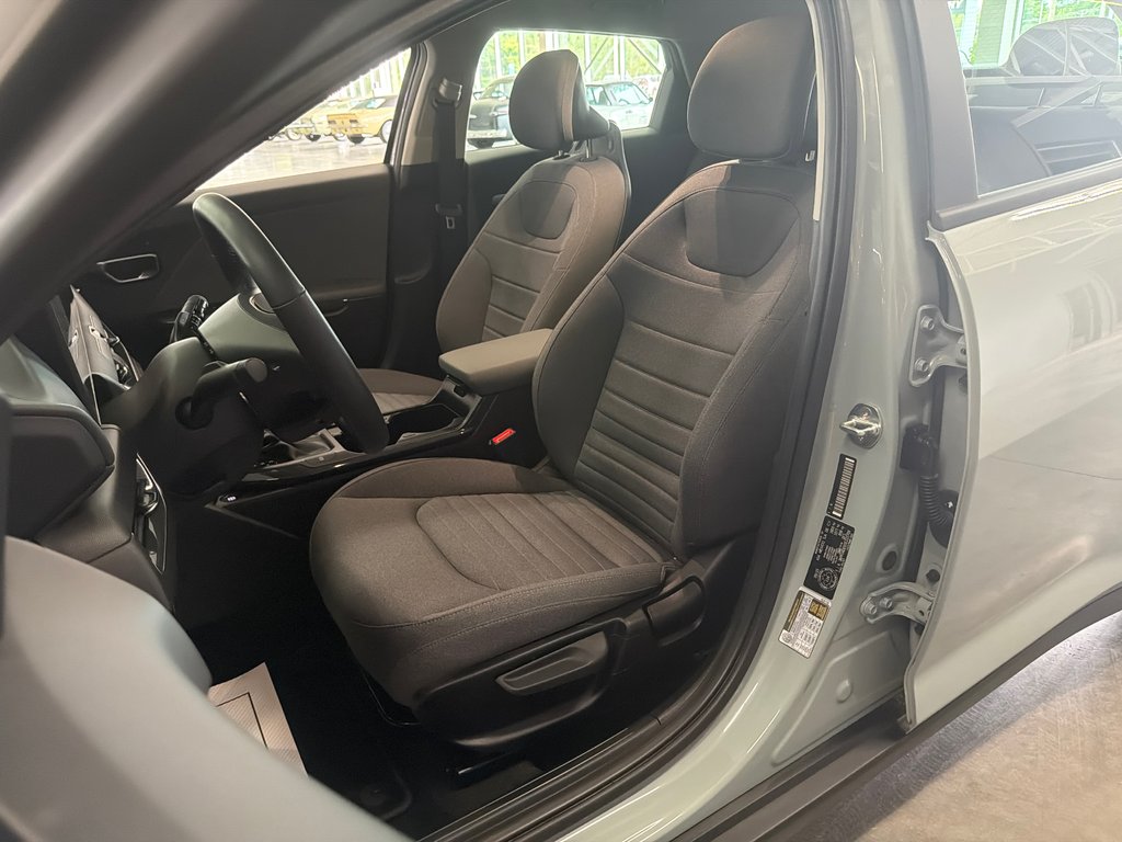 2025 Kia K4 EX in Saint-Jean-Sur-Richelieu, Quebec - 9 - w1024h768px